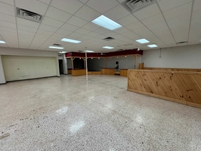 3915-3919 Grape Rd, Mishawaka, IN à louer Photo intérieure– Image 2 sur 3