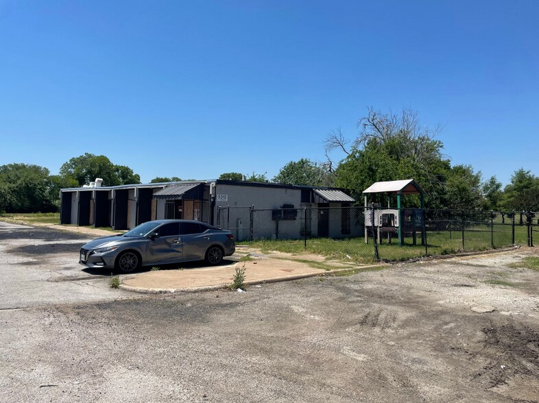 5312 E Rosedale Ave, Fort Worth, TX à vendre - Photo de l’immeuble – Image 2 sur 2