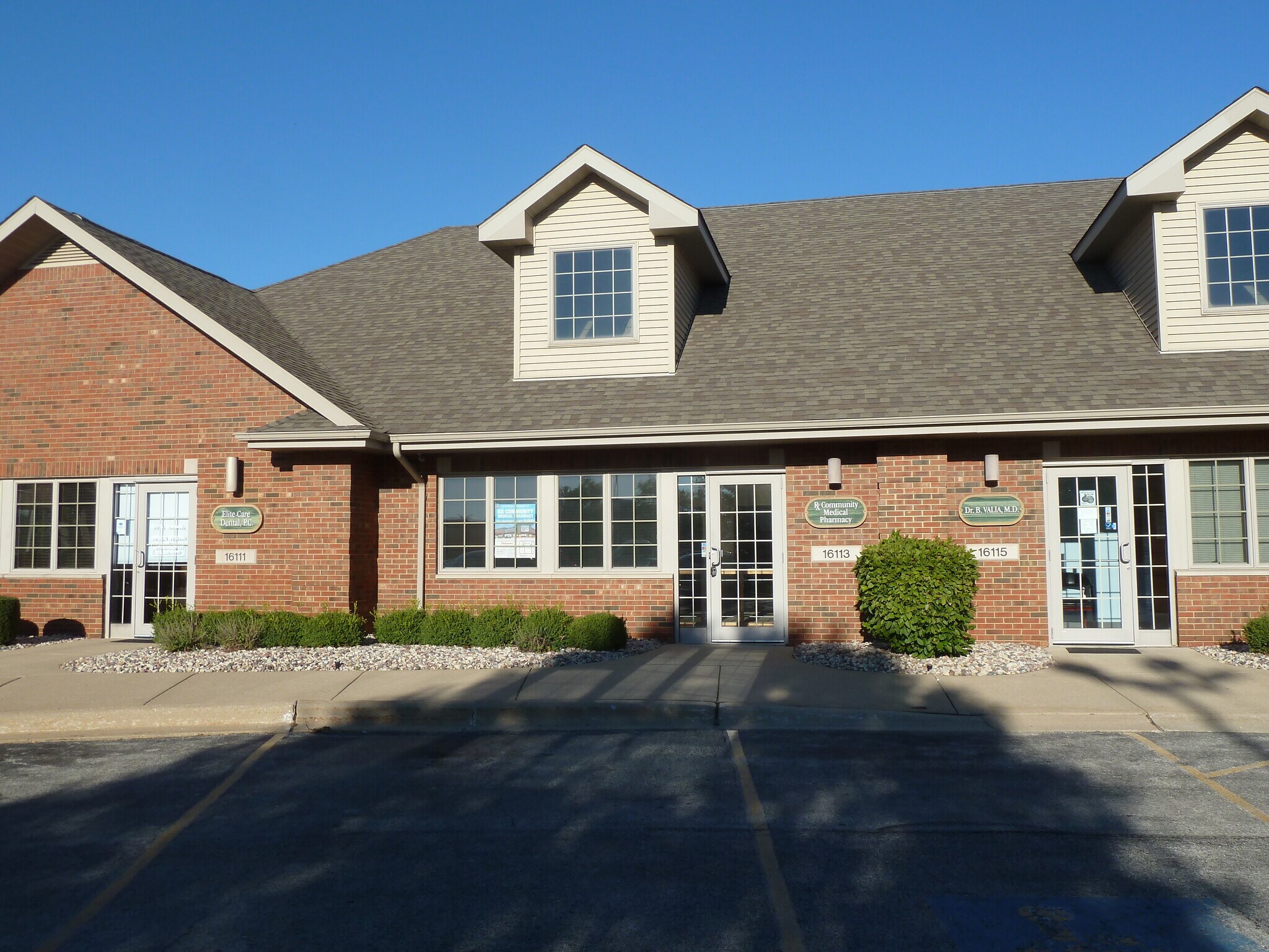 16111-16117 LaSalle St, South Holland, IL à louer Photo de l’immeuble– Image 1 sur 4