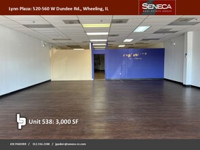 522-600 W Dundee Rd, Wheeling, IL à louer Photo intérieure– Image 2 sur 4