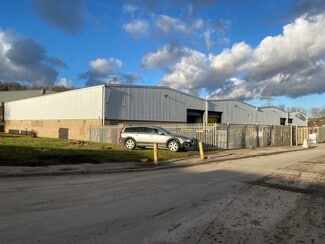 Plus de détails pour Whitehall Rd, Leeds - Industriel/Logistique à louer