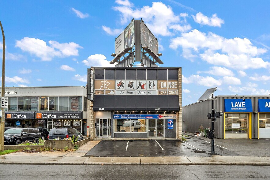 4845 Rue Jean-Talon O, Montréal, QC à louer - Photo principale – Image 1 sur 50