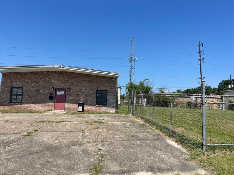 1123 N Carrollton Ave, Baton Rouge, LA à louer - Photo de l’immeuble – Image 3 sur 17