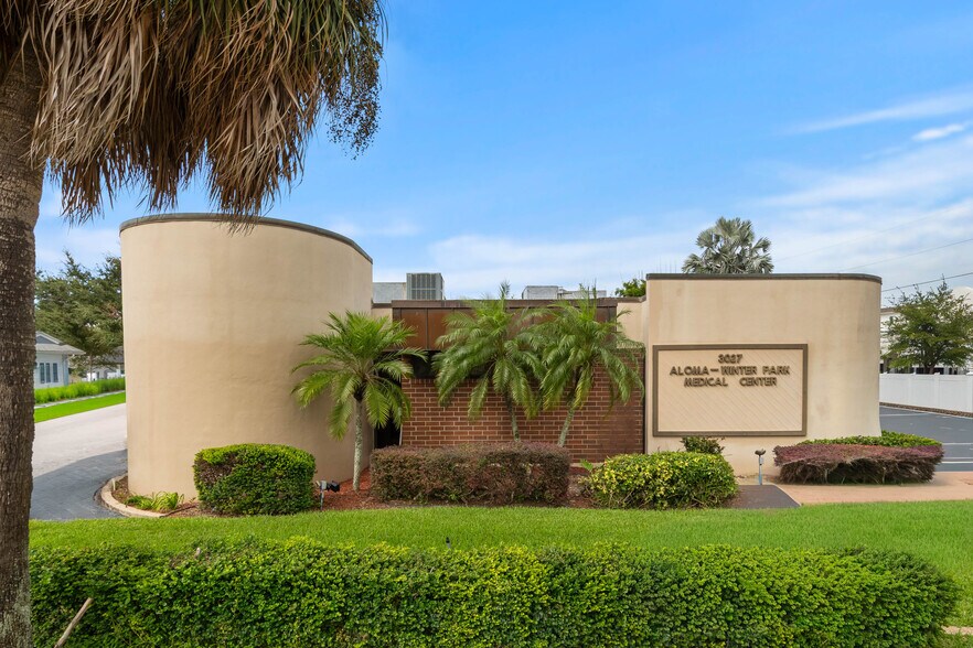 3027 Aloma Ave, Winter Park, FL à louer - Photo principale – Image 1 sur 21
