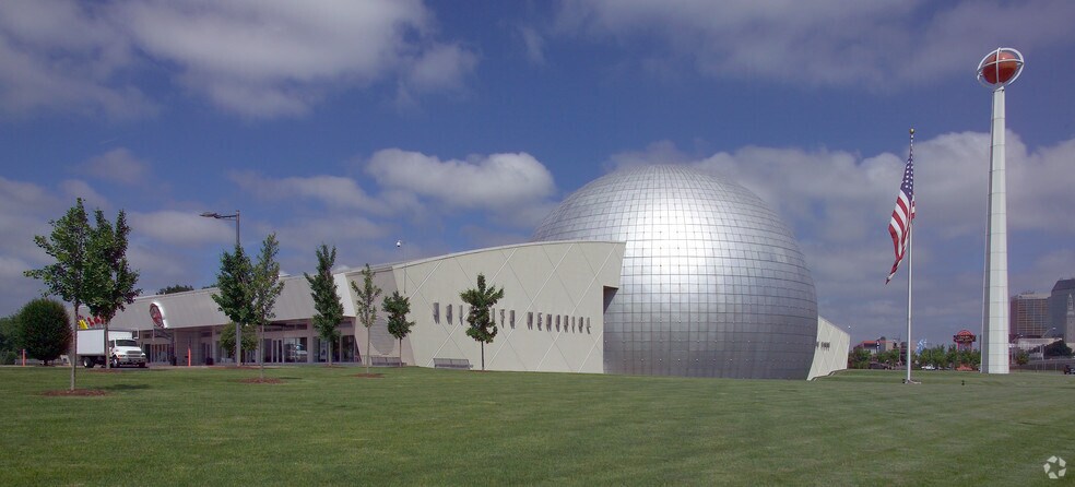 1000 Hall of Fame Ave, Springfield, MA à louer - Photo de l’immeuble – Image 2 sur 8