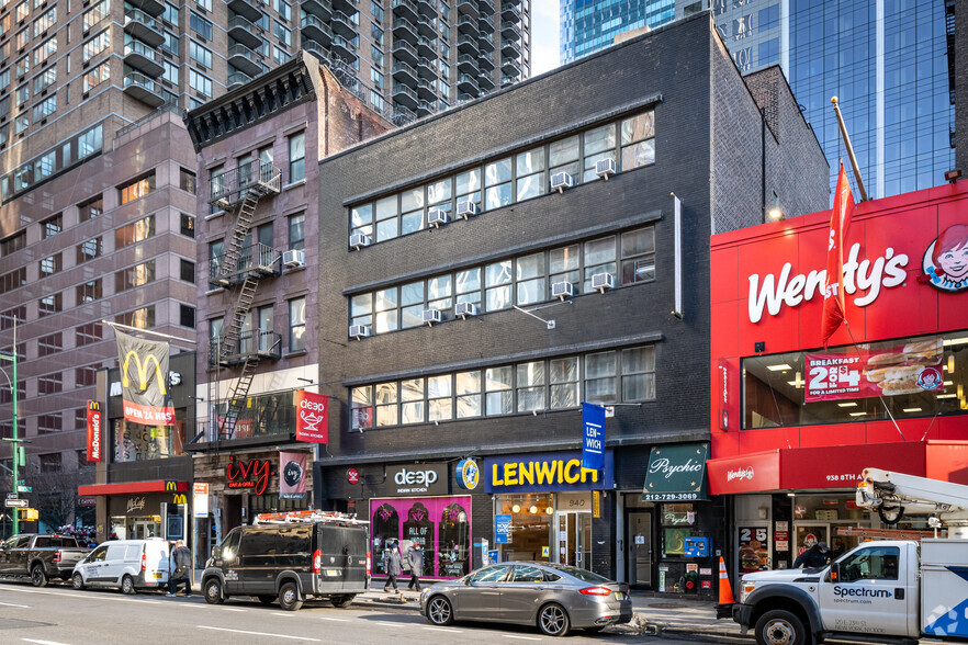 940 Eighth Ave, New York, NY à louer - Photo principale – Image 1 sur 3