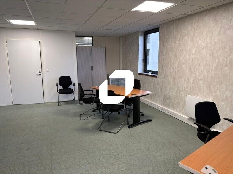 Bureau dans Chatou à louer - Photo intérieure – Image 3 sur 3