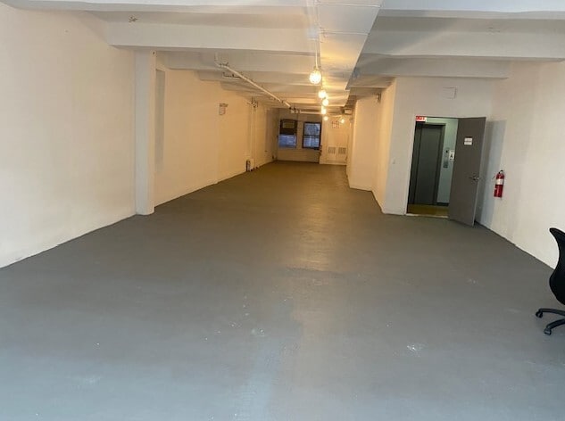 12 E 46th St, New York, NY à louer Photo intérieure– Image 1 sur 3