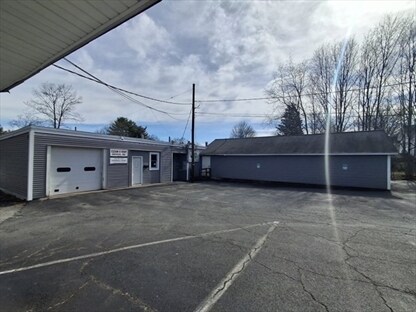181 E Main St, Orange, MA à louer - Photo de l’immeuble – Image 2 sur 33