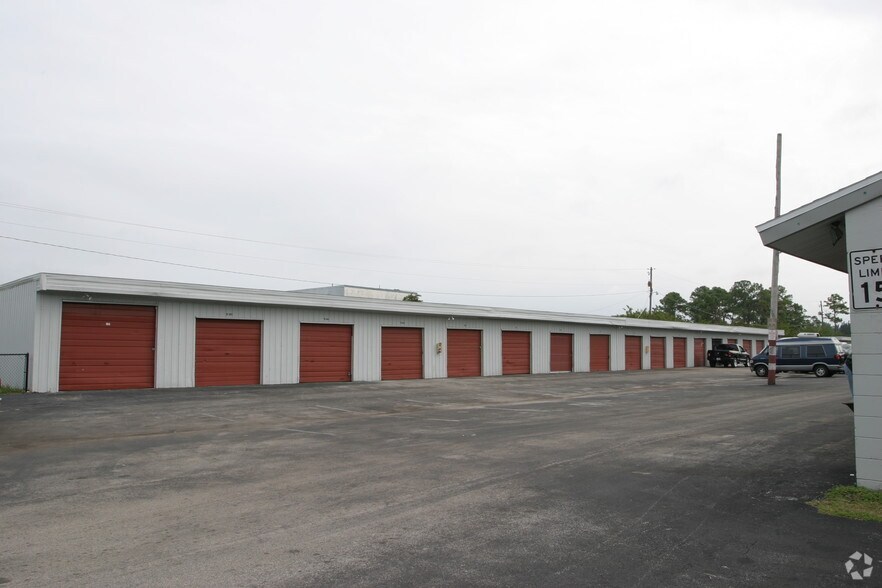 6963 W Nasa Blvd, Melbourne, FL à louer - Photo de l’immeuble – Image 3 sur 8