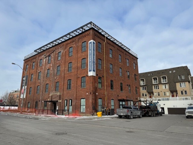 30 Powerhouse St, Toronto, ON à louer - Photo de l’immeuble – Image 1 sur 9