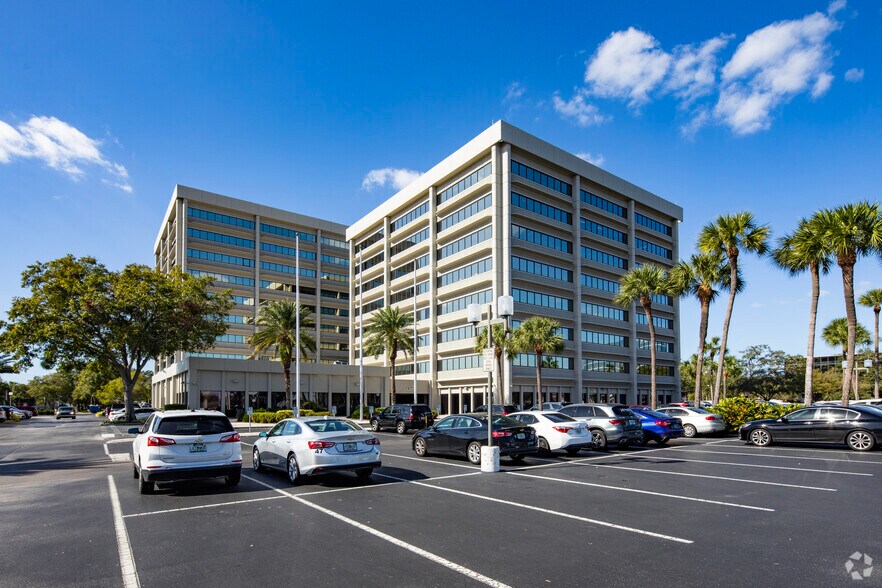1410 N Westshore Blvd, Tampa, FL à louer - Photo de l’immeuble – Image 3 sur 6