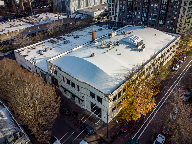 1431 NW 17th Ave, Portland, OR à louer - Photo de l’immeuble – Image 3 sur 5