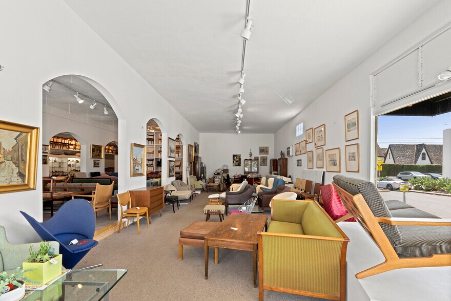 7974-7976 Melrose Ave, Los Angeles, CA à vendre - Photo de l’immeuble – Image 3 sur 16