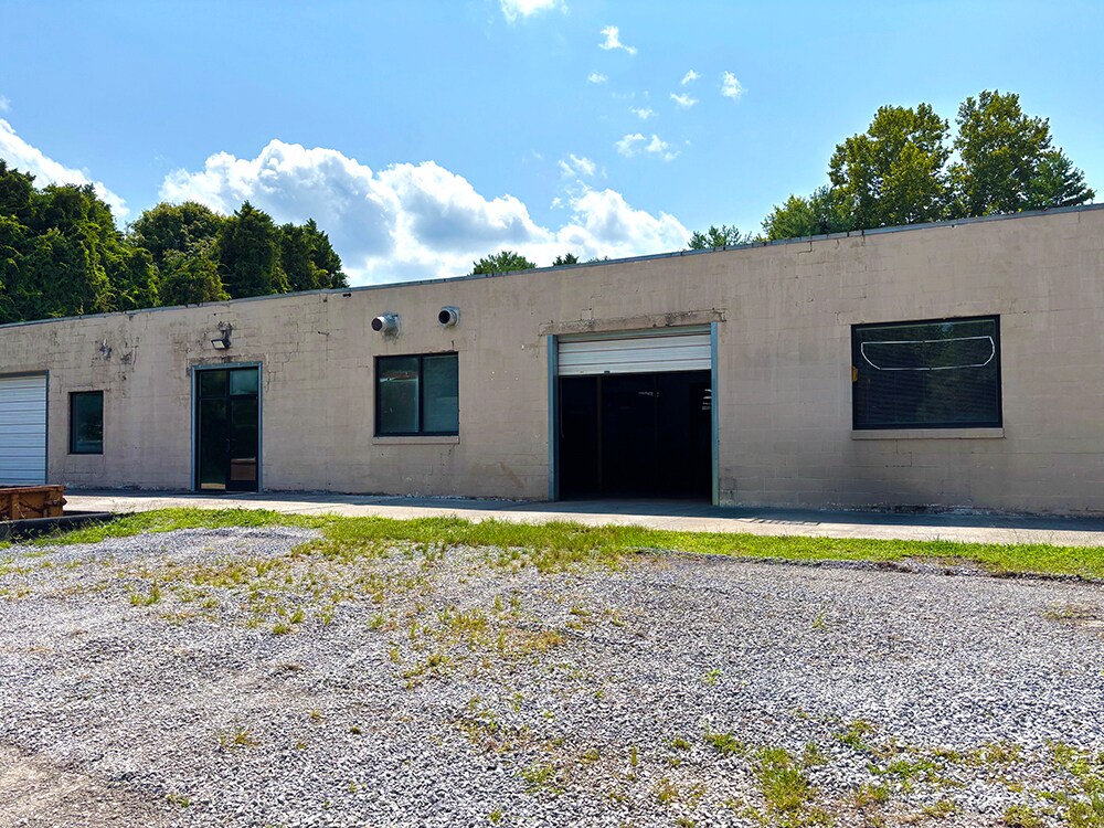 4430 Singleton Station Rd, Louisville, TN à louer Photo de l’immeuble– Image 1 sur 11