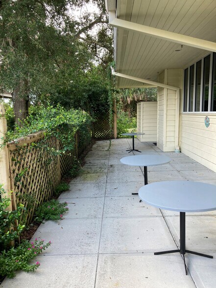 5045-5049 Ringwood Mdws, Sarasota, FL à vendre - Photo de l’immeuble – Image 2 sur 5