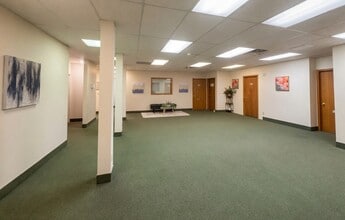 2175 N Academy Cir, Colorado Springs, CO à louer Photo intérieure– Image 1 sur 4