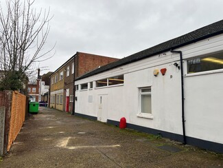 Plus de détails pour Rear of 88 Eltham High St, Londres - Local commercial à louer