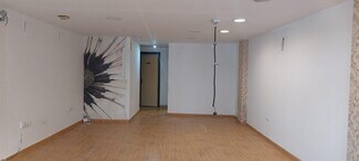 Plus de détails pour Local commercial à vendre