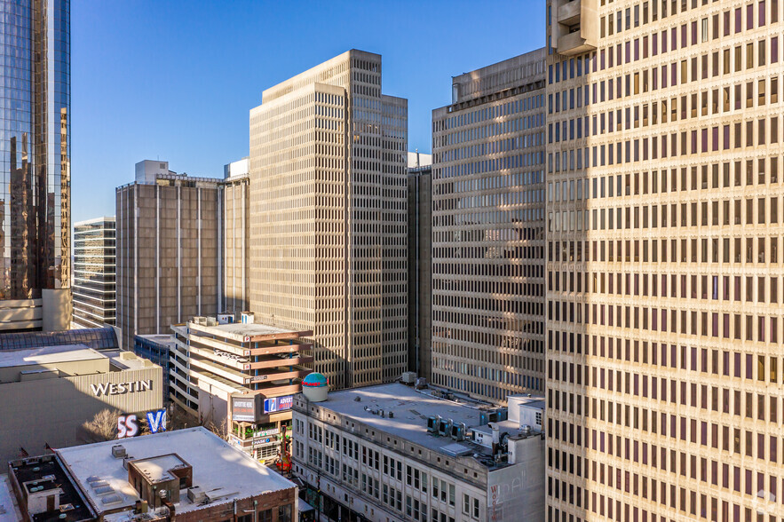 230 Peachtree St NW, Atlanta, GA à louer - Photo de l’immeuble – Image 3 sur 9