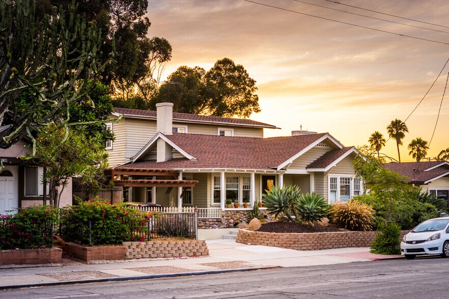 3791-3793 10th Ave, San Diego, CA à vendre - Photo de l’immeuble – Image 1 sur 59