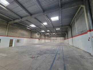 Plus de détails pour Local d'activités à louer