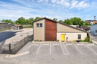 Plus de détails pour 11204 Bluff Bend Dr, Austin, TX - Local d'activités à louer