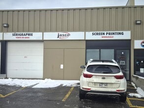 1580-1590 Liverpool Ct, Ottawa, ON à louer Photo intérieure– Image 1 sur 2