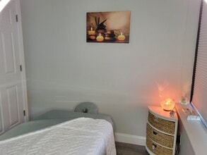 24 Bellemeade Ave, Smithtown, NY à louer Photo intérieure– Image 1 sur 7