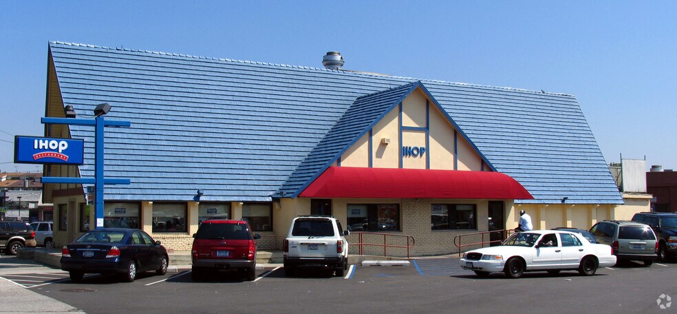 2181 Ralph Ave, Brooklyn, NY à louer - Photo de l’immeuble – Image 3 sur 3