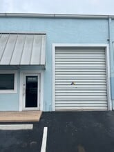 1200-1340 Stirling Rd, Dania Beach, FL à louer Photo intérieure– Image 1 sur 10