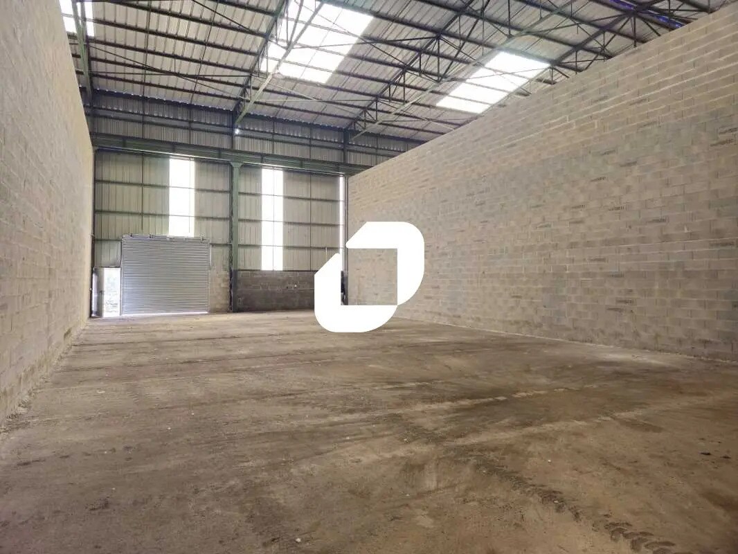 Local d'activités dans Beauvais à vendre Photo de l’immeuble– Image 1 sur 8