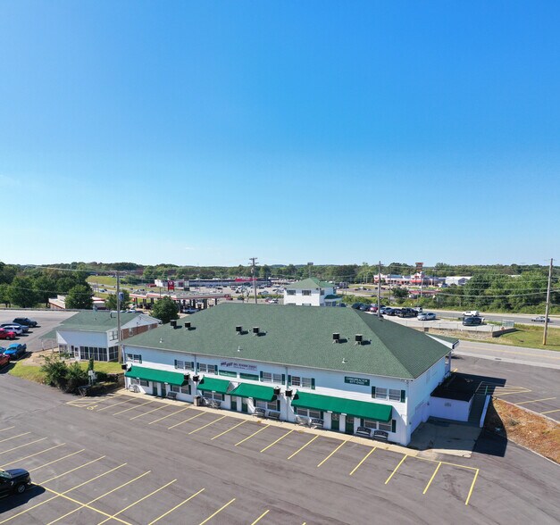 1588-1692 Gravois Rd, High Ridge, MO à louer - Photo de l’immeuble – Image 2 sur 8