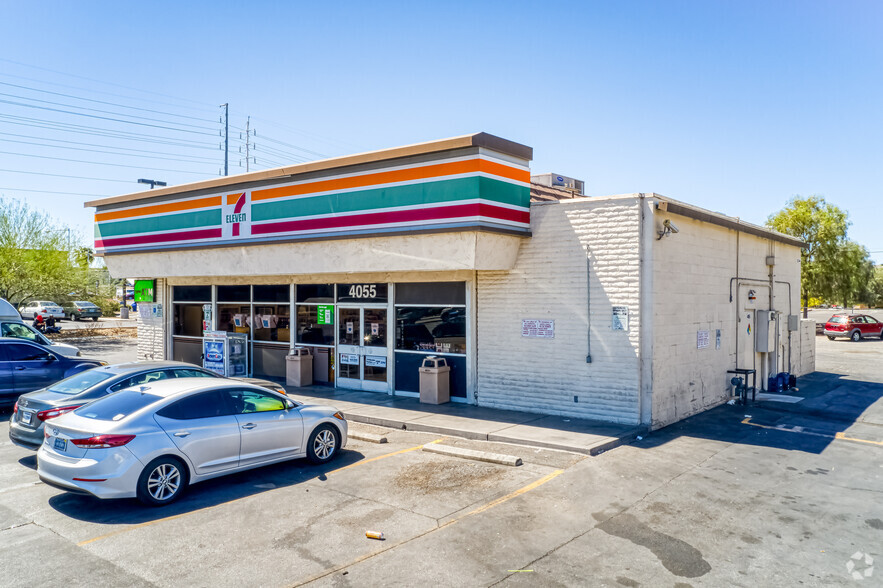 4055 S Eastern Ave, Las Vegas, NV à louer - Photo de l’immeuble – Image 3 sur 5