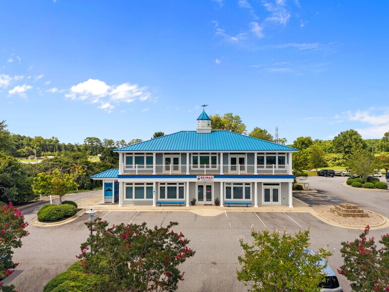 8468 Caratoke Hwy, Powells Point, NC à louer - Photo de l’immeuble – Image 1 sur 68