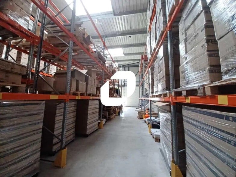 Local commercial dans Montévrain à louer - Photo de l’immeuble – Image 2 sur 3