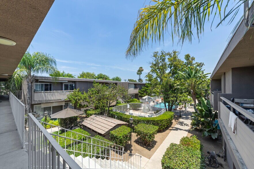 3280 Olive St, Lemon Grove, CA à vendre - Photo de l’immeuble – Image 3 sur 25
