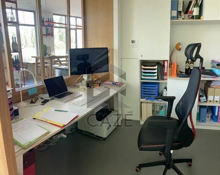 Bureau dans Bordeaux à vendre - Photo intérieure – Image 1 sur 2