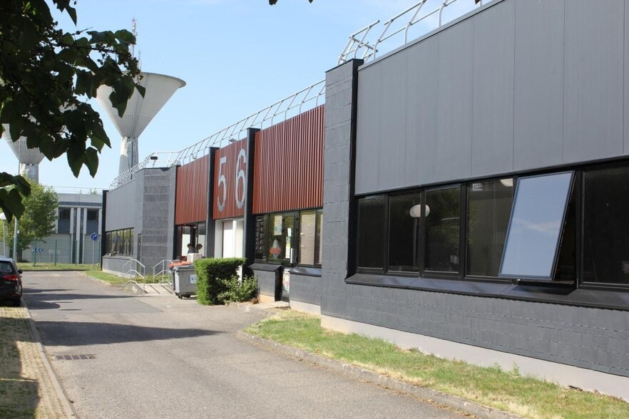 9 Avenue Du Québec, Villebon-sur-Yvette à louer - Photo de l’immeuble – Image 2 sur 6