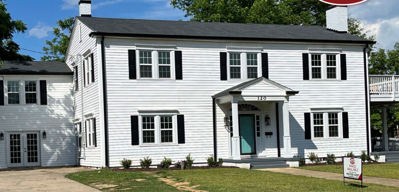 120 E Main St, Clayton, NC à louer - Photo de l’immeuble – Image 1 sur 3