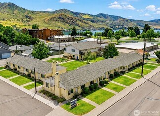 Plus de détails pour 315 W Gibson AVE, Chelan, WA - Logement à vendre