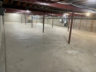 Plus de détails pour 73 Center St, Shelton, CT - Industriel/Logistique à louer