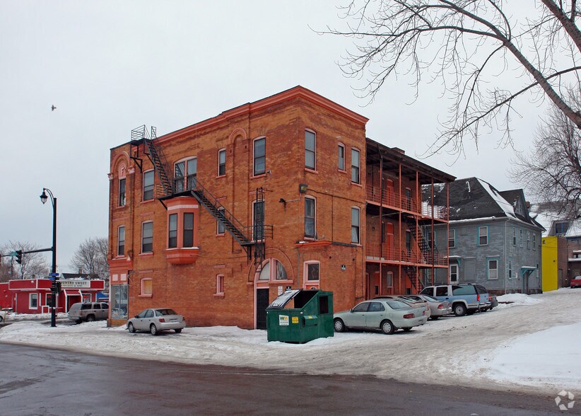633-639 Lake Ave, Rochester, NY à vendre - Photo de l’immeuble – Image 2 sur 9