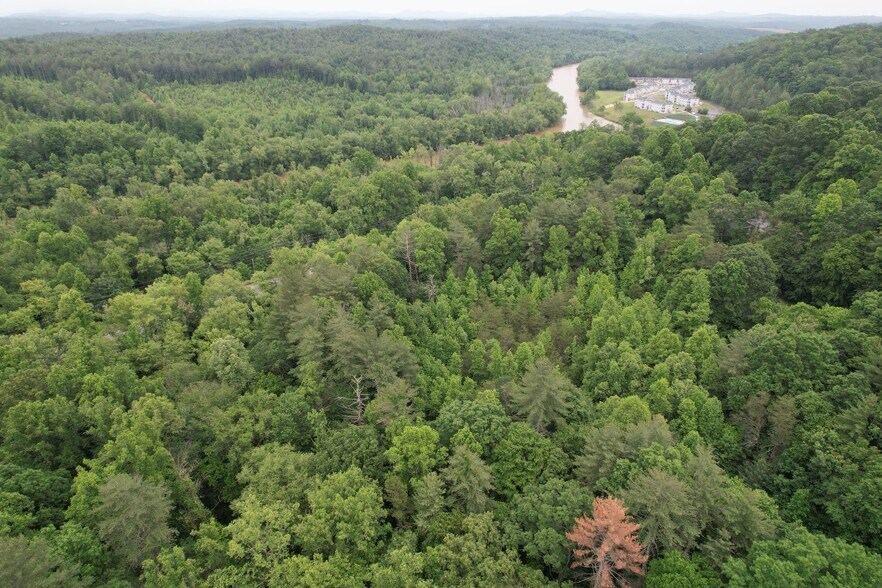 320 Kirksey dr, Morganton, NC à vendre - Photo de l’immeuble – Image 2 sur 18