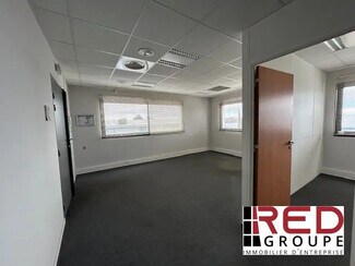 Plus de détails pour 489 Route De Berre, Éguilles - Bureau à louer