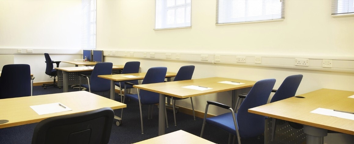 2-4 George St, Grays à louer Photo intérieure– Image 1 sur 1