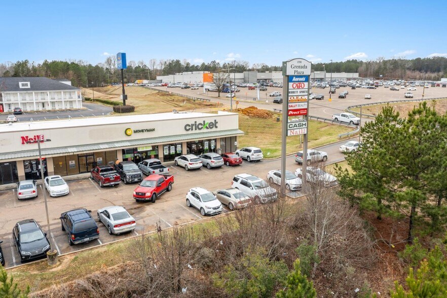 1550 Jameson Dr, Grenada, MS à louer - Photo de l’immeuble – Image 2 sur 8