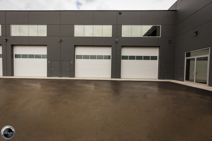 13005 93 Av SW, Edmonton, AB à vendre - Photo de l’immeuble – Image 2 sur 19