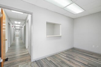 2806 N 34th St, Tampa, FL à louer Photo intérieure– Image 1 sur 8