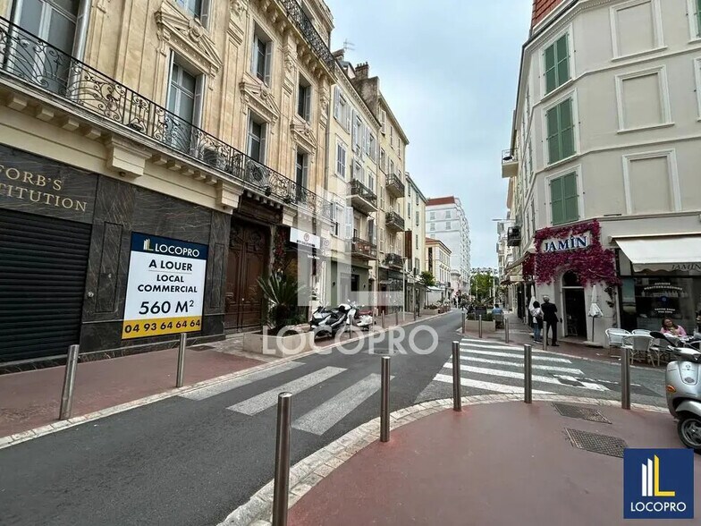 Local commercial dans Cannes à louer - Photo de l’immeuble – Image 1 sur 2